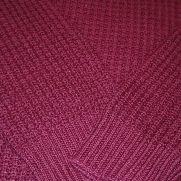 PRICE DROP! Aritzia Isabelli Sweater - Picture 6 of 10